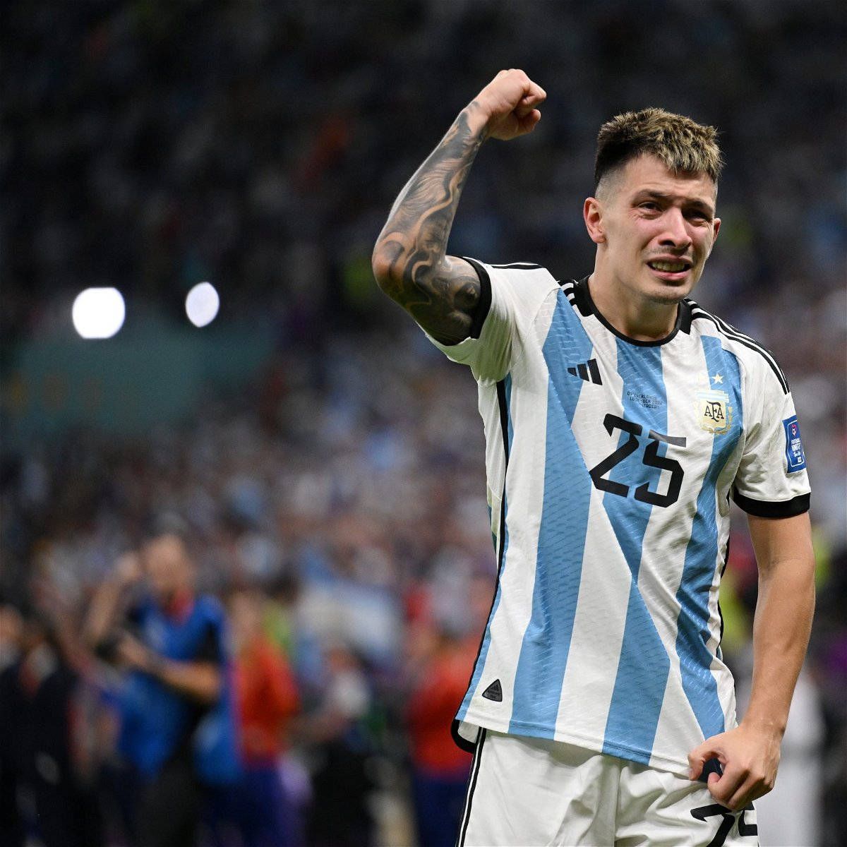 wallpaper 4k Lisandro Martínez