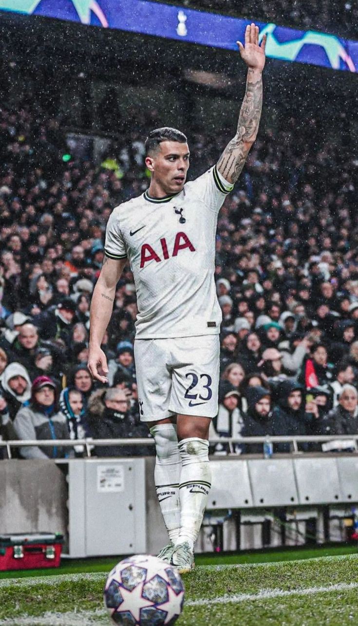 Pedro Porro wallpaper 4k 