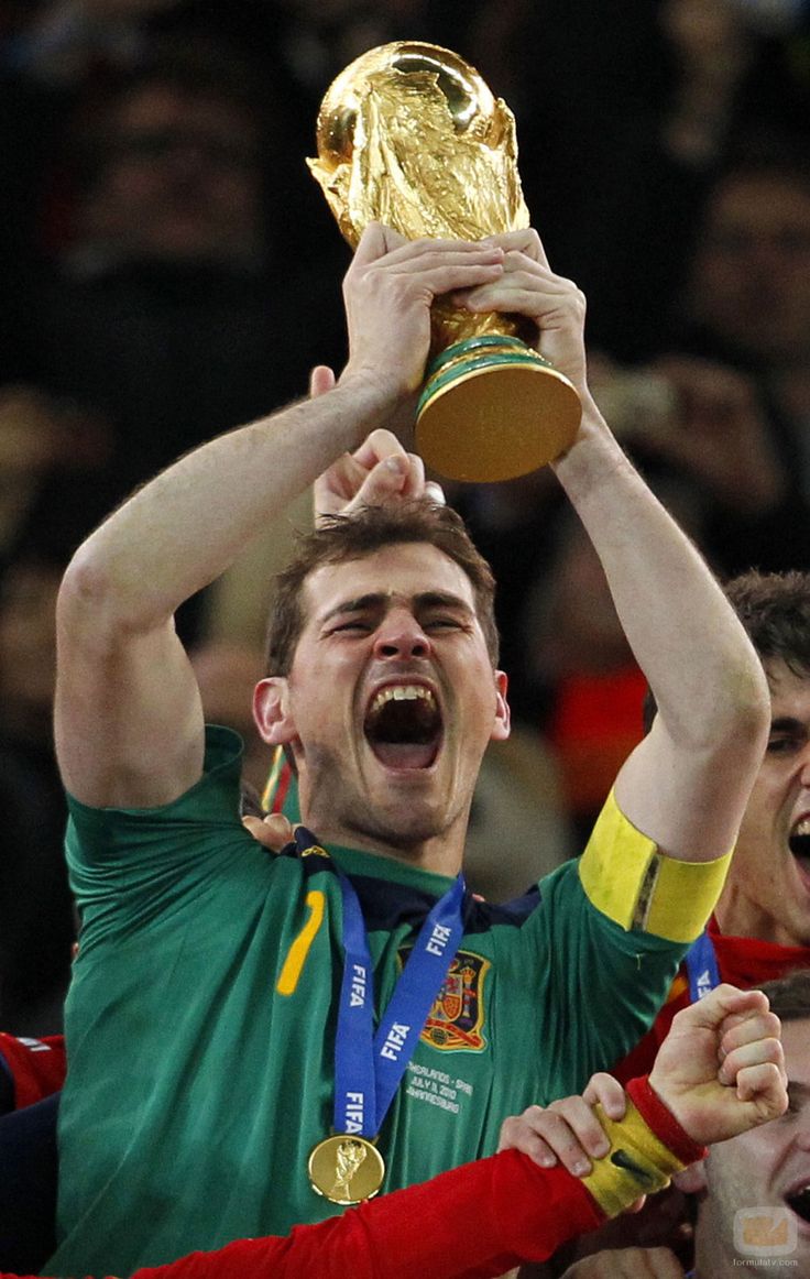  wallpaper for phone Iker Casillas